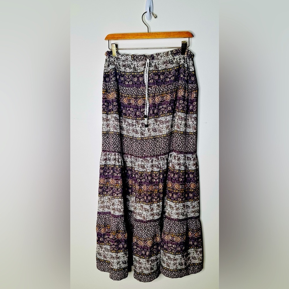 Lucy Love Bohemian Skirt Size Medium